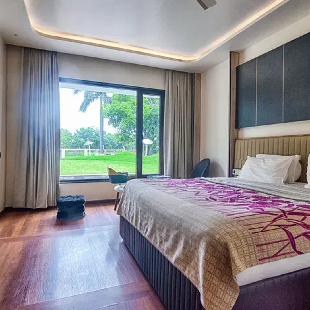 Deluxe Rooms at Sri Dheerendra Vasathi Gruha